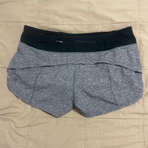Lulu Speed Up Shorts 2.5”